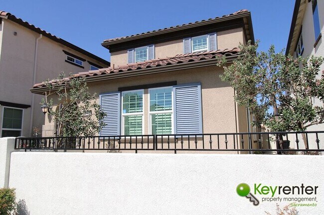 Foto del edificio - 1061 Chapelhill Ln