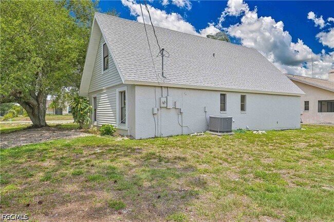 Foto del edificio - 17337 Phlox Dr