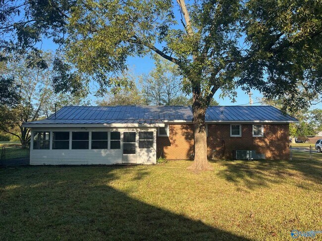 Foto del edificio - 212 Cherry St NW