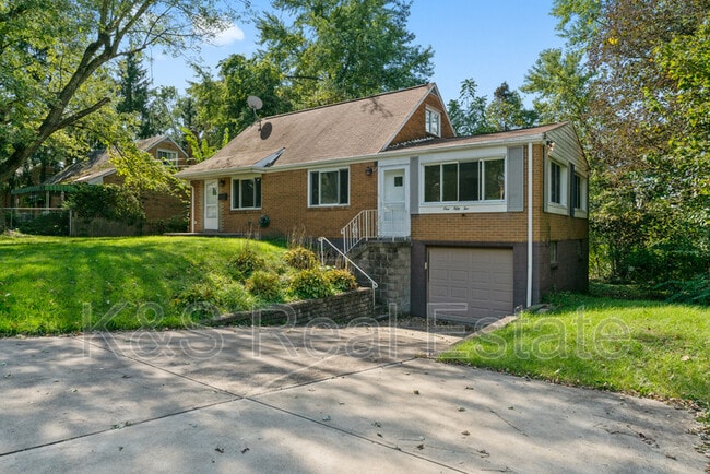 Building Photo - 152 Charleston Dr