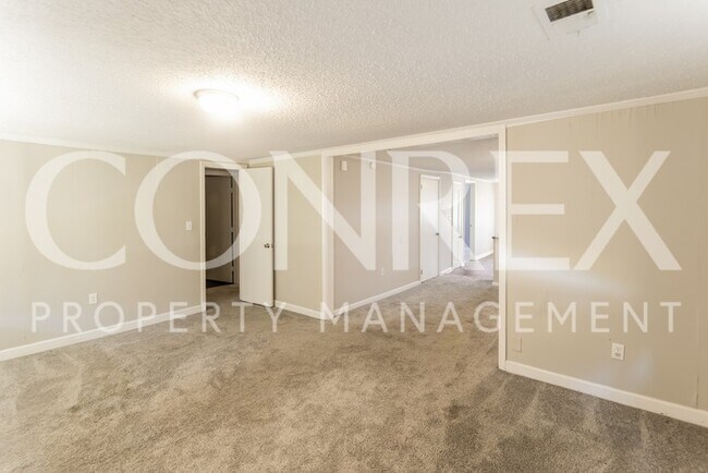 Foto del edificio - Great Home near Park Circle!