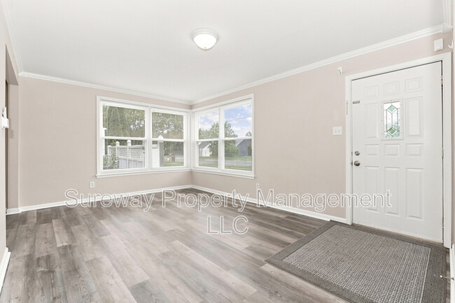 Foto del edificio - 208 Knight Ave