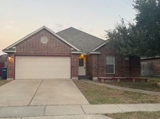 Building Photo - 2414 Windblown Dr