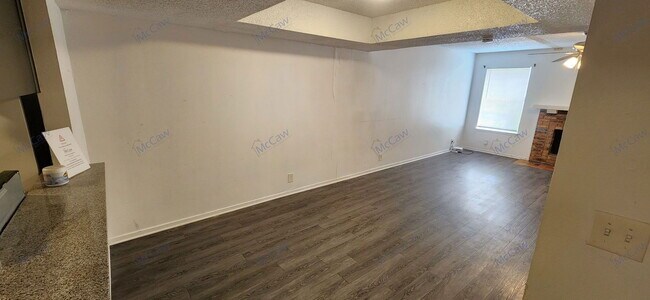 Foto del edificio - 3820 Coates Cir