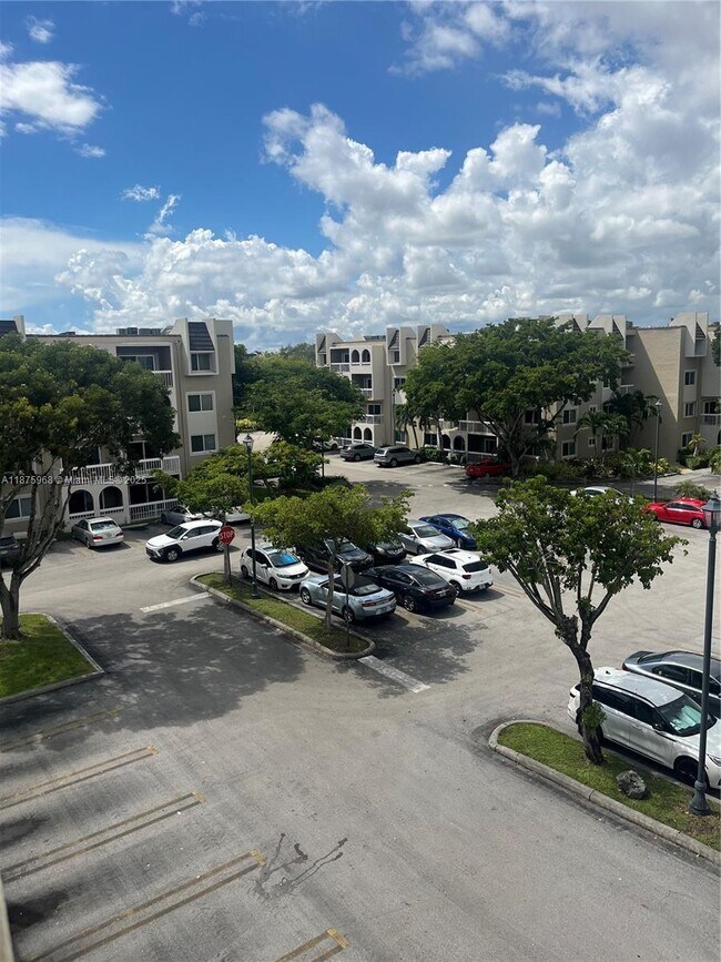 Foto del edificio - 7810 Camino Real