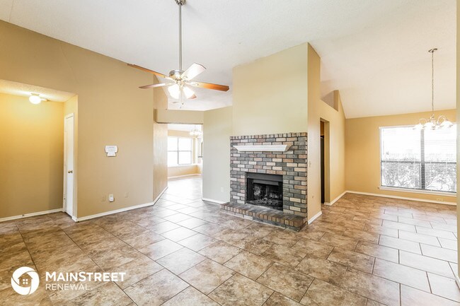 Building Photo - 1632 Riverway Bend Cir