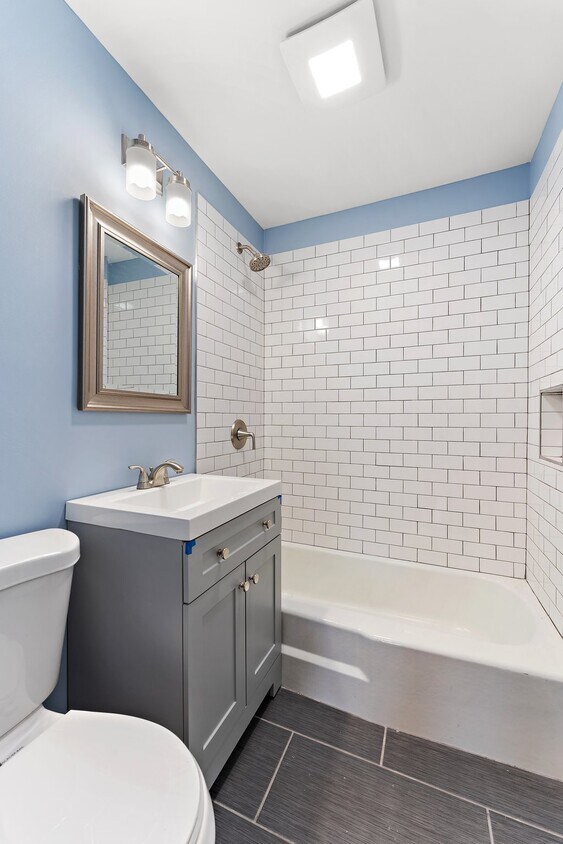 Upstairs Full Bath - 8232 Taft St