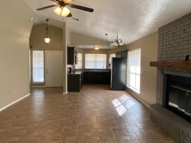 Foto del edificio - 3909 SW Wolf St