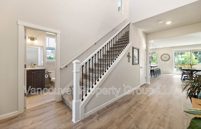 Building Photo - 17903 NE 78th Way