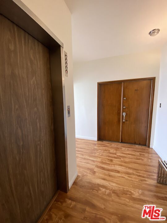 Foto del edificio - 125 S Elm Dr