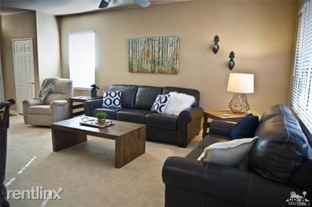 Foto del edificio - 78799 Stansbury Ct