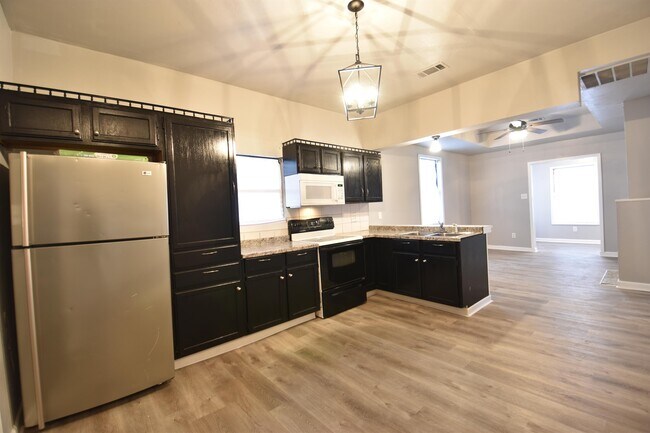 Foto del edificio - 128 NW 1st St