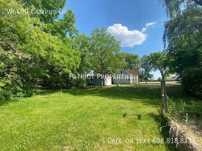 Foto del edificio - 2 Bedroom/ 2 Bath House in Ft. Atkinson, WI
