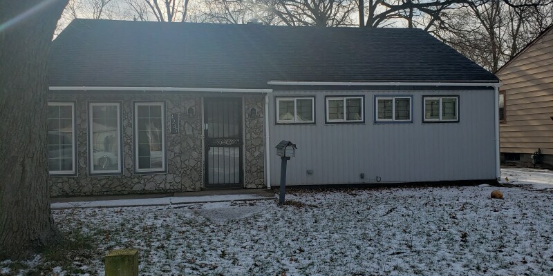 Primary Photo - 4245 E 11th Ave