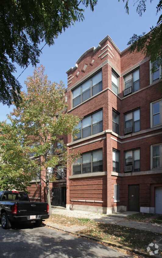 Building Photo - 4725-4727 S Ingleside Ave