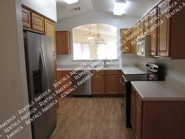 Foto del edificio - 10845 E Dragoon Ave