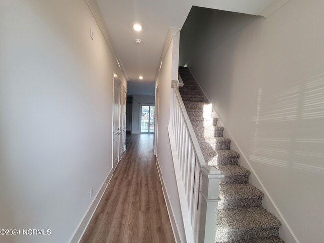 Building Photo - 1032 Tidal Ln