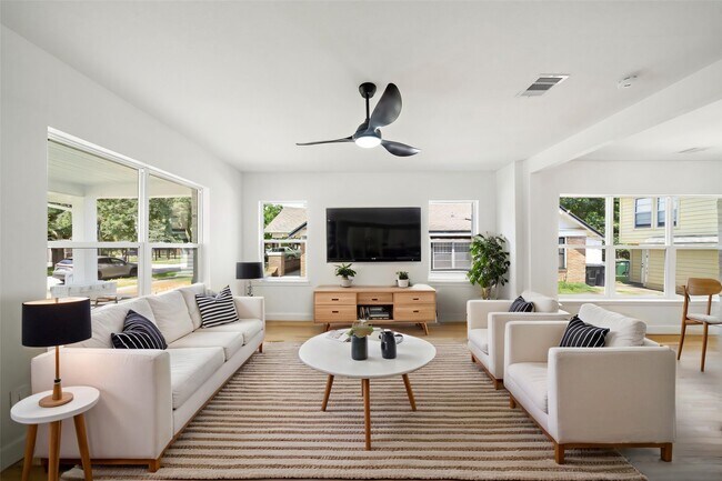 Foto del edificio - 2811 Barbee St
