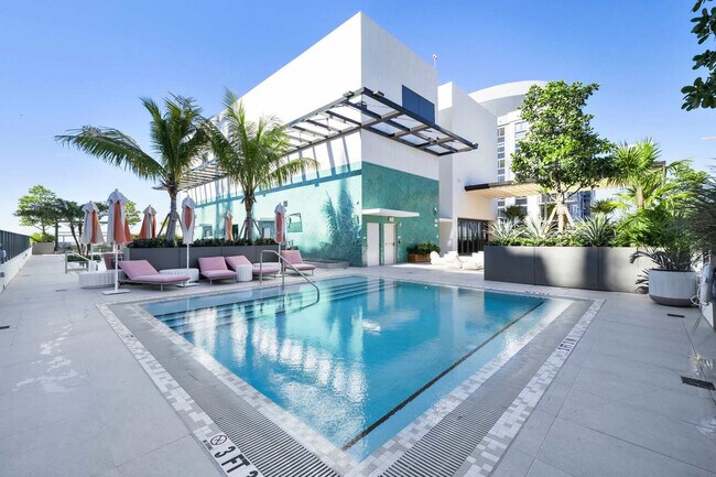 Foto del edificio - 11 NE 6th St