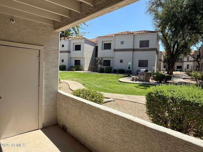 Foto del edificio - 11375 E Sahuaro Dr
