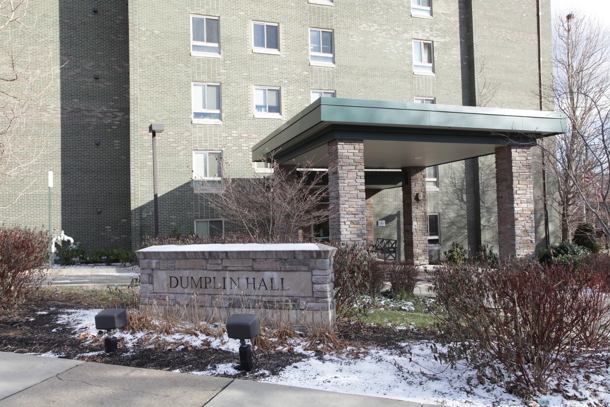 Building Photo - Dumplin Hall