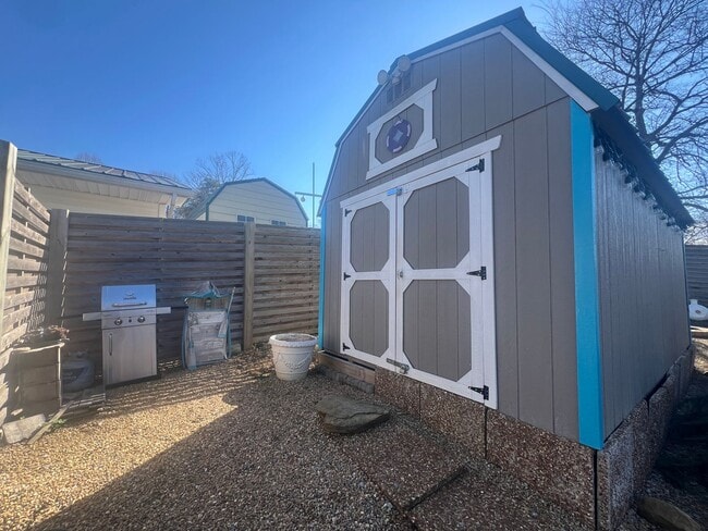 Foto del edificio - Maryville 37804 - COMMERCIAL KITCHEN for R...