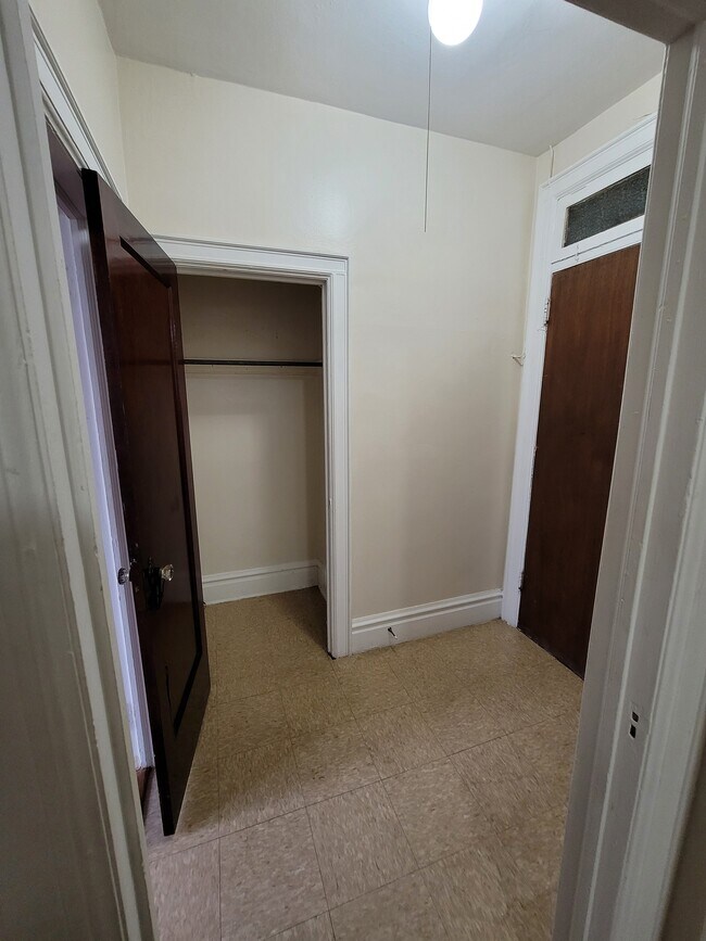 Entrance - 431 Avenue C