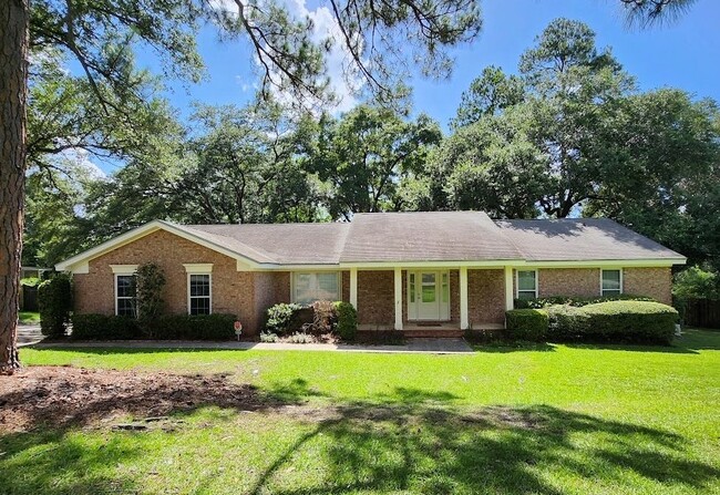 Building Photo - 3714 Wicklow Cir