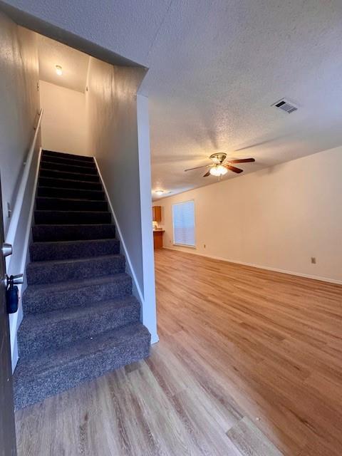 Building Photo - 727 W Beck Dr