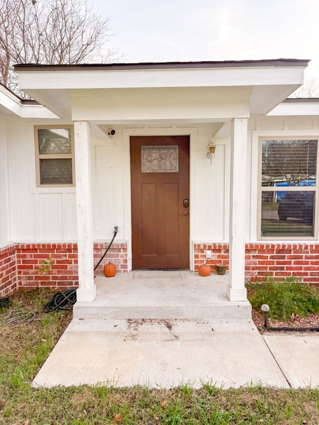 Foto del edificio - 110 Brewster St