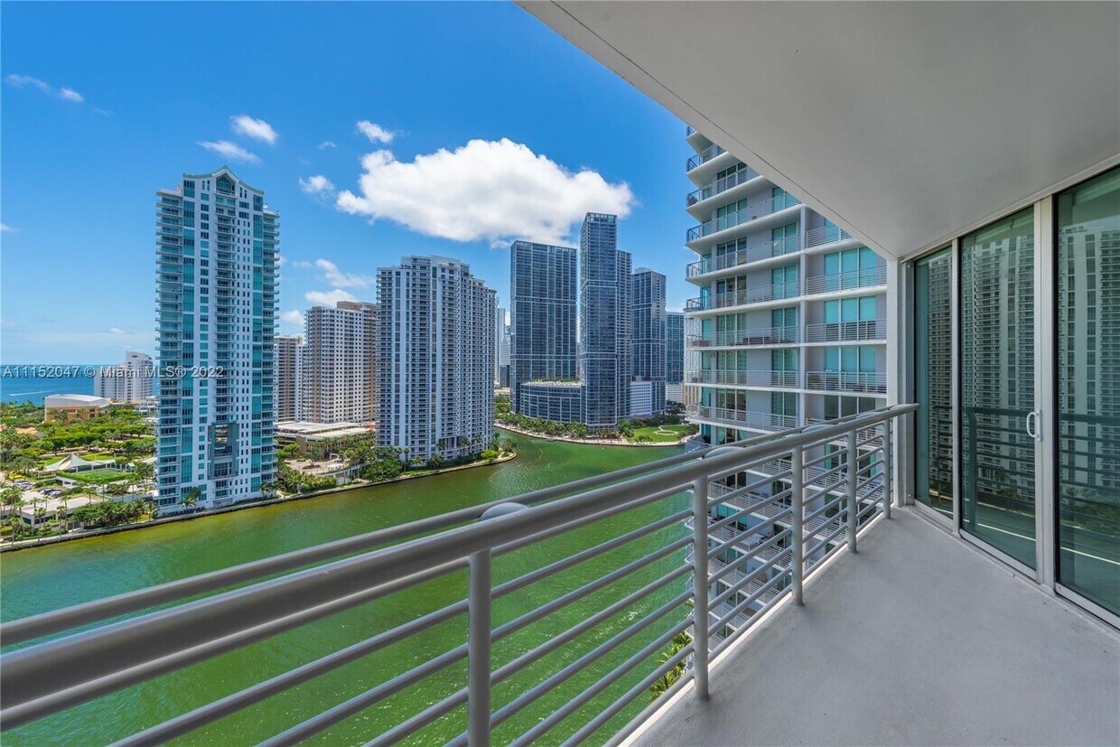 335 S Biscayne Blvd Unit 2203, Miami, FL 33131 Condo for Rent in