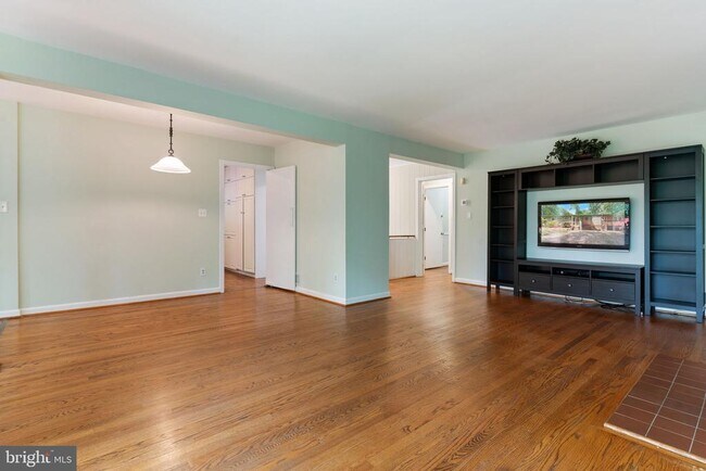 Foto del edificio - 2206 N Taft St