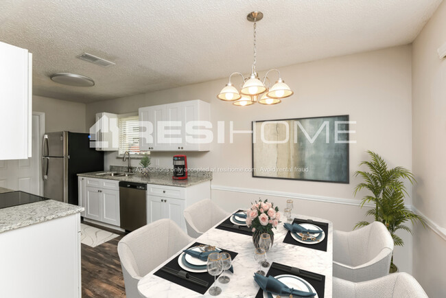 Building Photo - 117 Windward Way