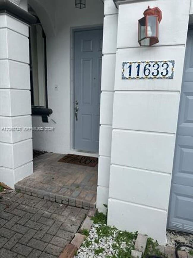 Photo - 11633 NW 78th St th 11633, Doral, FL 33178 Townhome