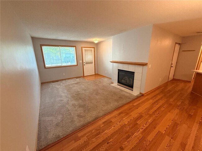 Foto del edificio - 5447 Fawn Meadow Curve