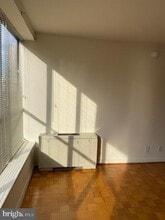 Building Photo - 224 W Rittenhouse Square