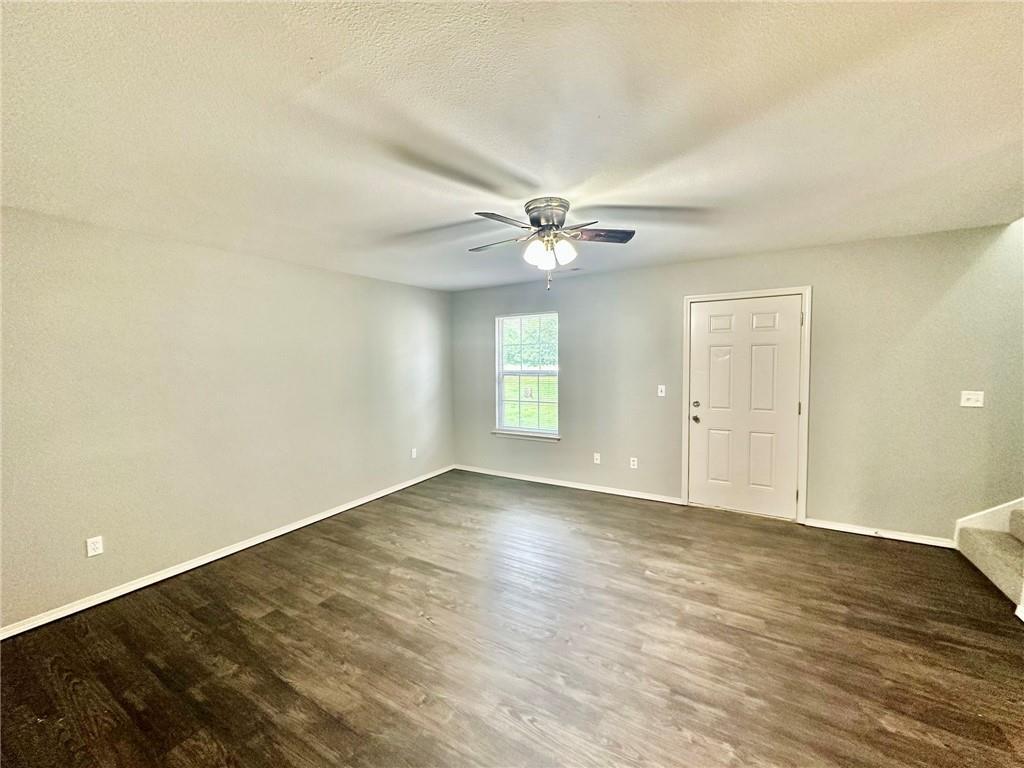 Foto principal - 1460 W Jct St