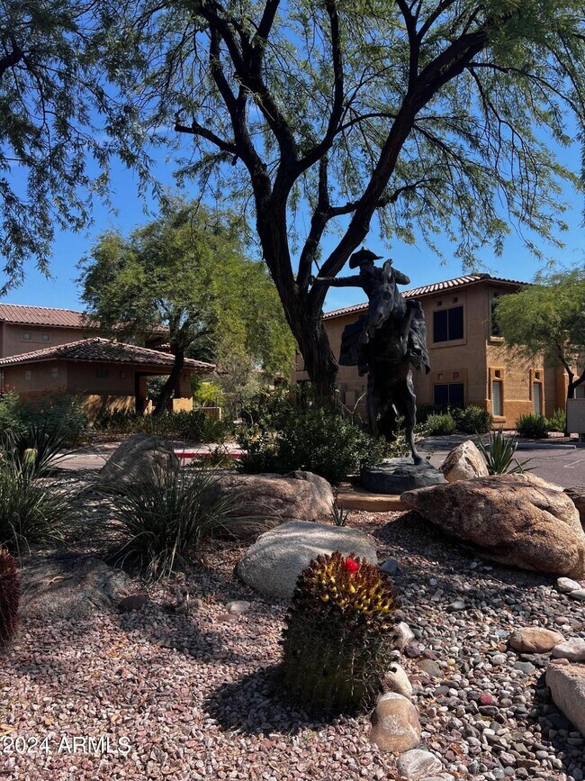 Building Photo - 9100 E Raintree Dr