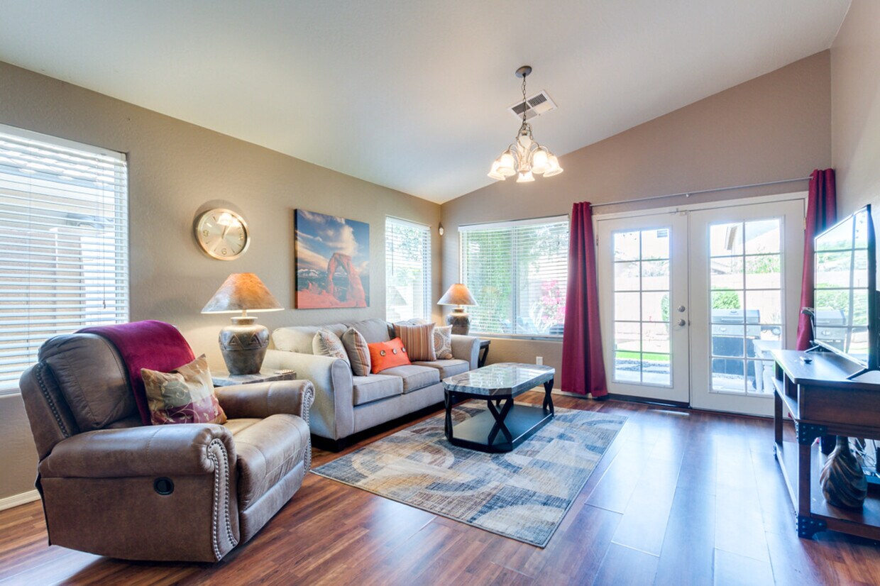 Foto principal - 44342 Palmen Dr