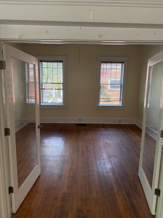 Building Photo - 584 N Milledge Ave