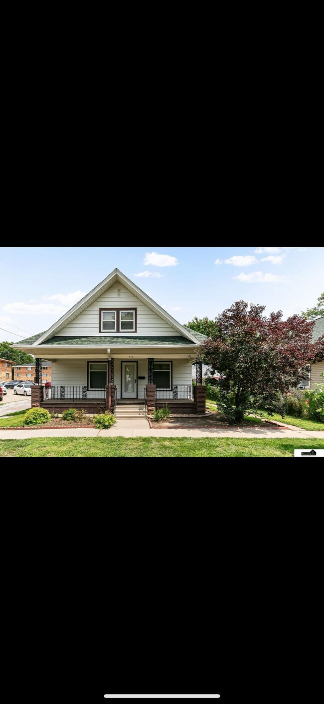 Building Photo - 516 N 23rd St