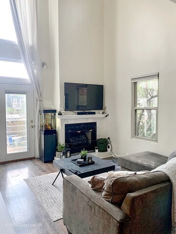 Foto del edificio - 633 W Arlington Pl