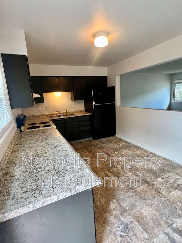 Foto del edificio - 1045 Magnolia St