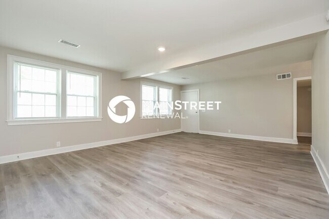 Building Photo - 3 Bedroom Pet-Friendly Home in Hermitage, ...