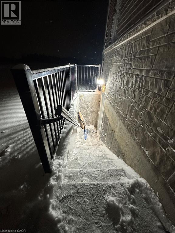 Building Photo - 2 Austin Hewitt St