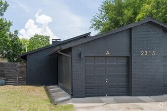 Building Photo - 2315 Burleson Rd