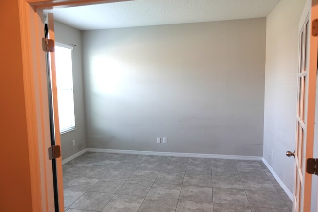 Building Photo - 954 Hilltop Park Ct