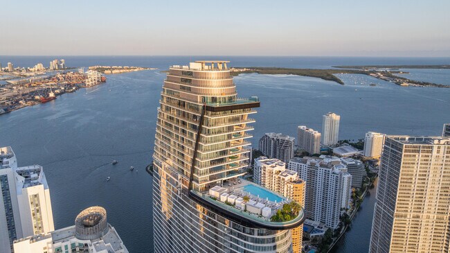 Building Photo - 300 Biscayne Blvd Way