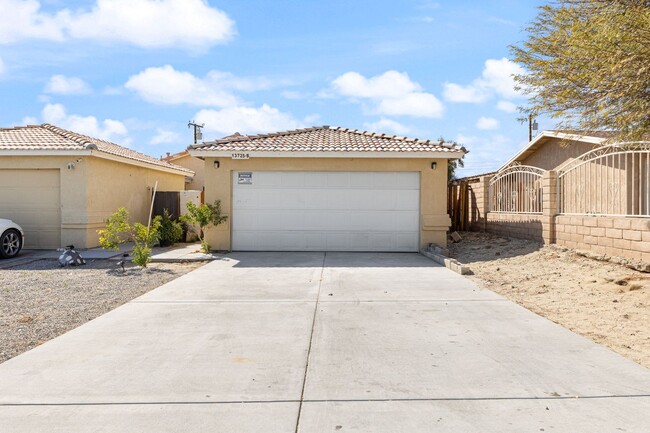 Building Photo - 13725 Nahum Dr