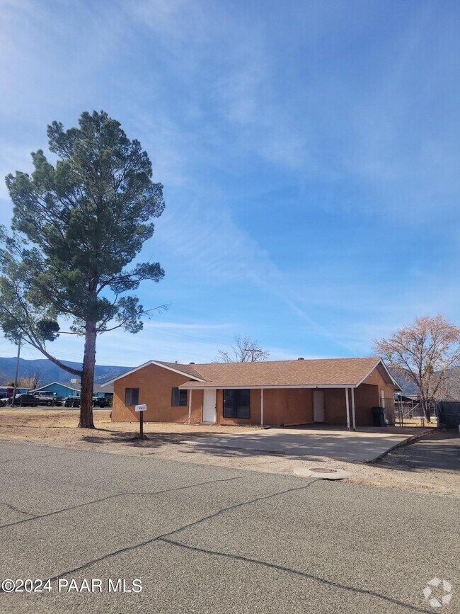 The Views of Camp Verde Apartments under 2,500 Camp Verde, AZ 2